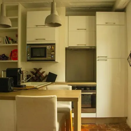 Loft Parisien Au Coeur Du Marais * Parijs